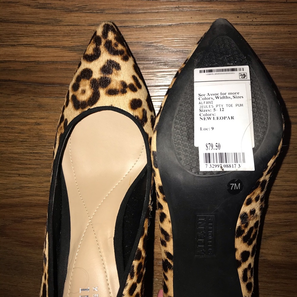 Alfani Step ‘N Flex Jeules Leopard Pumps - Picture 5 of 5